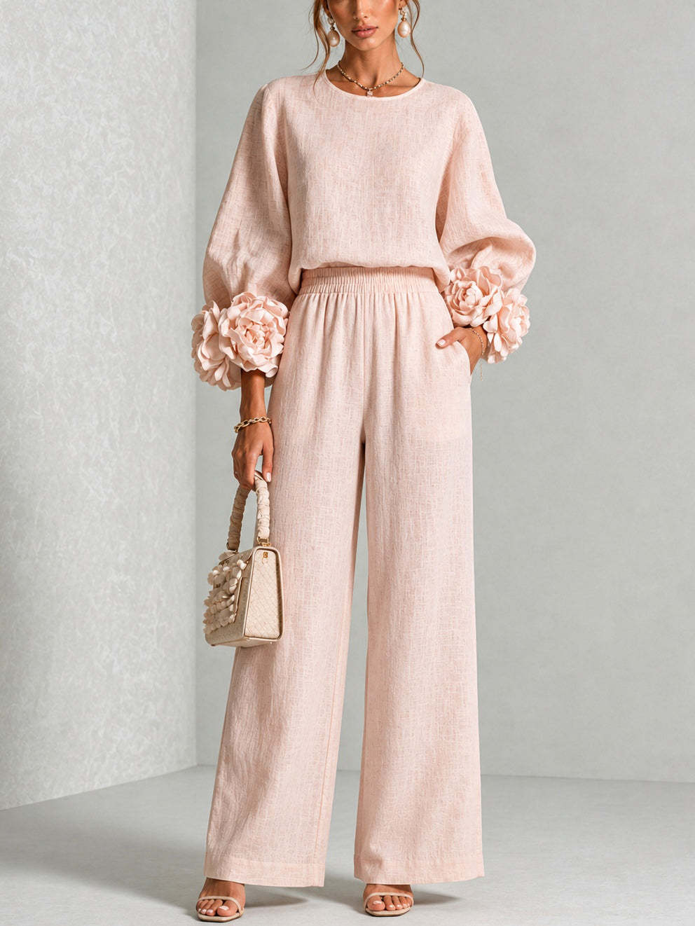 Linen Pant Wide - ชุดผ้าลินินผู้หญิง 2 ชิ้น เสื้อคอโอ แขนยาวประดับดอกไม้ 3